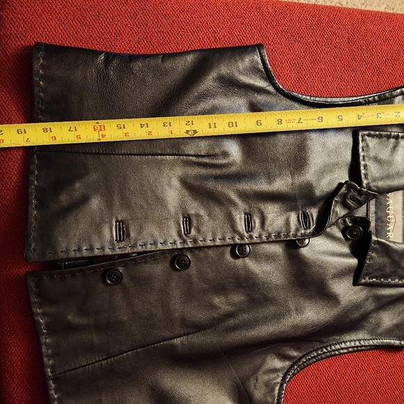 Black Leather Vest - Picture 6 of 8